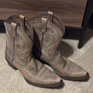 Ariat Cowboy Boots